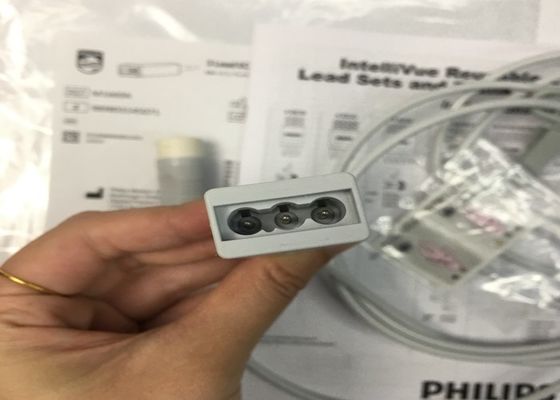 M1669A 간접 재사용 3 납 ECG 케이블 aAMI/IEC 2.7M TPU 재료